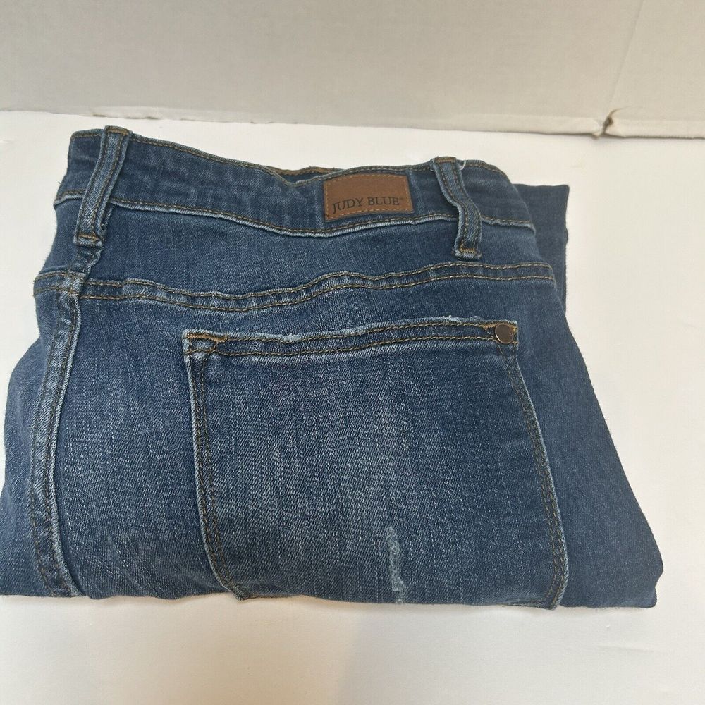 Judy Blue Slim Boot Cut Destroyed Jeans Sz 15/32 Style #82426 Raw Shark Bite Hem